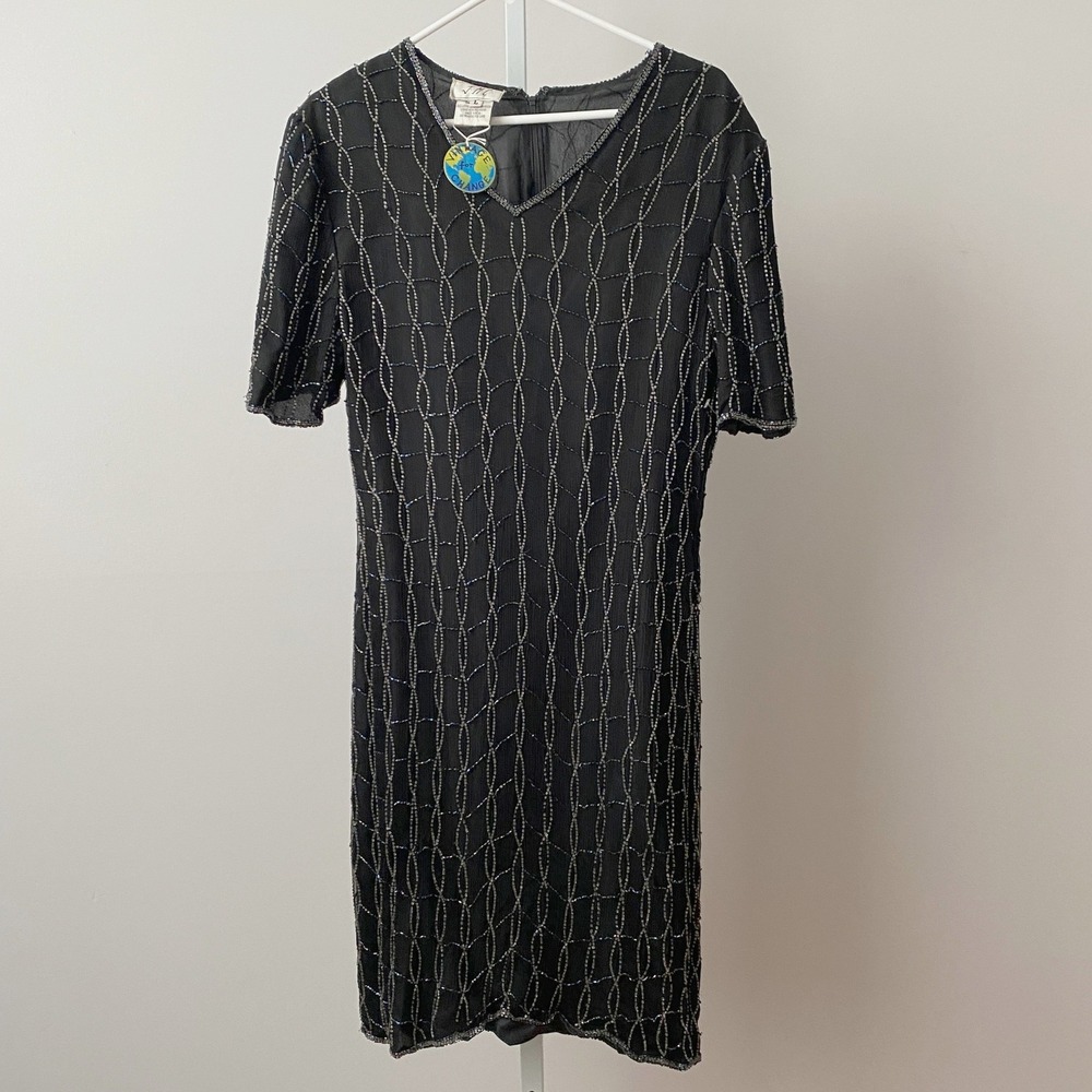 JMC Large Black Silk Beaded Shift Dress V-Neck Short Sleeve Vintage Cocktail LBD